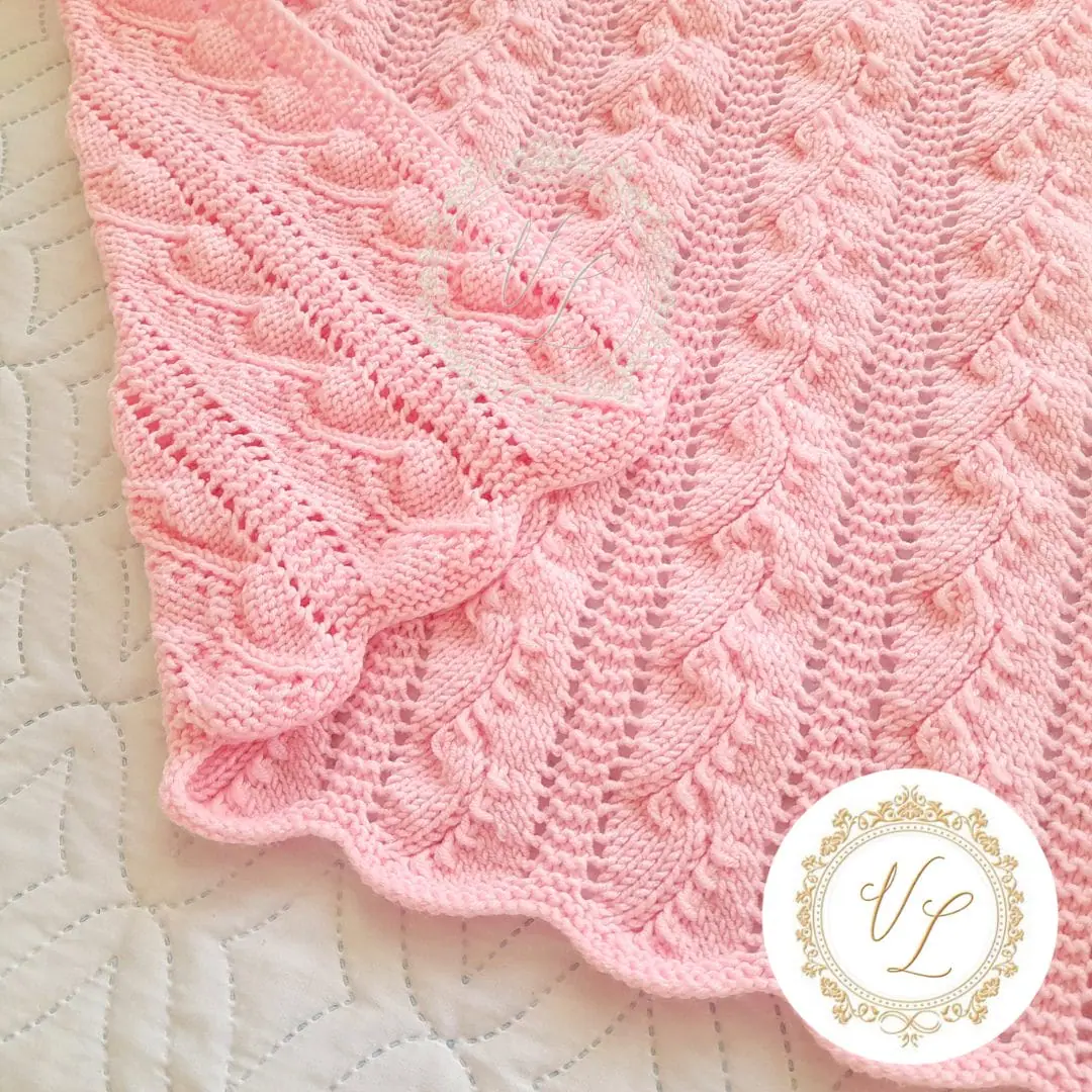 Step-by-Step Knitting Pattern Baby Blanket | V105 1 Step-by-Step Knitting Pattern Baby Blanket | V105