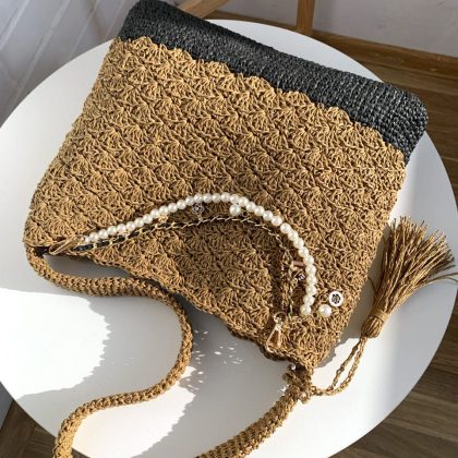 Raffia bag