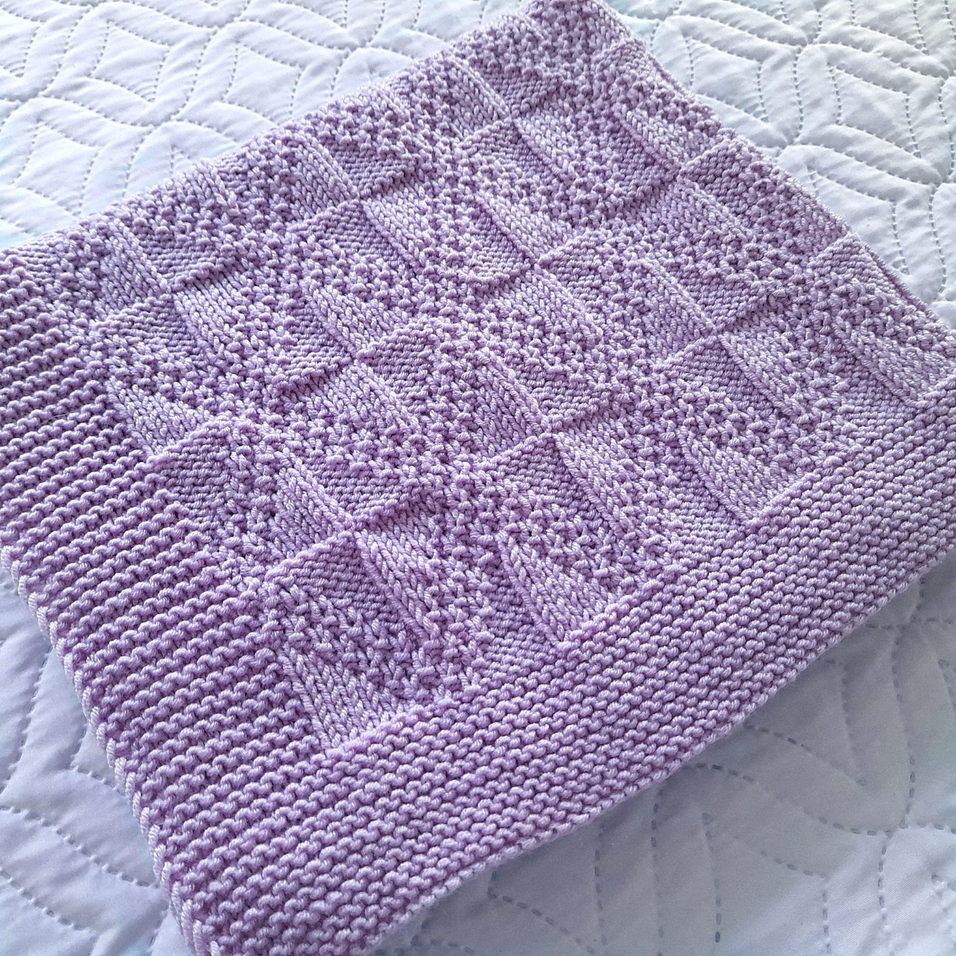 Step-by-Step Knitting Pattern Baby Blanket | v30 1 Step-by-Step Knitting Pattern Baby Blanket | v30