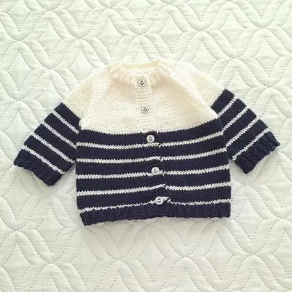 Step-by-Step Knitting Pattern Baby Sweater V48