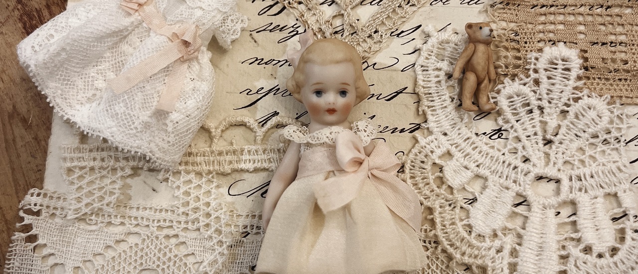 Antique Porcelain Dolls by Misun Jang