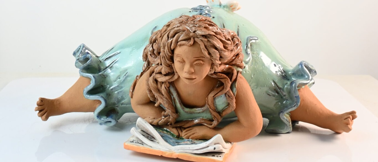 Ceramic Sculptures by Alice Tomelleri: Emotion, Balance and Inner Harmony