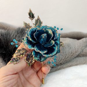 Rose jewelry. Handmade floral accessory.