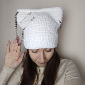 white cat ear beanie crochet. fluffy beanie with chain