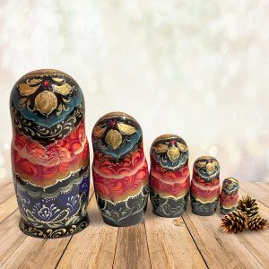Wooden Doll Matryoshka Russian Troika of Horses.Nesting Doll 5 pes.