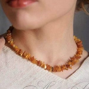 Raw natural amber necklace for young women choker under the neck, short small
