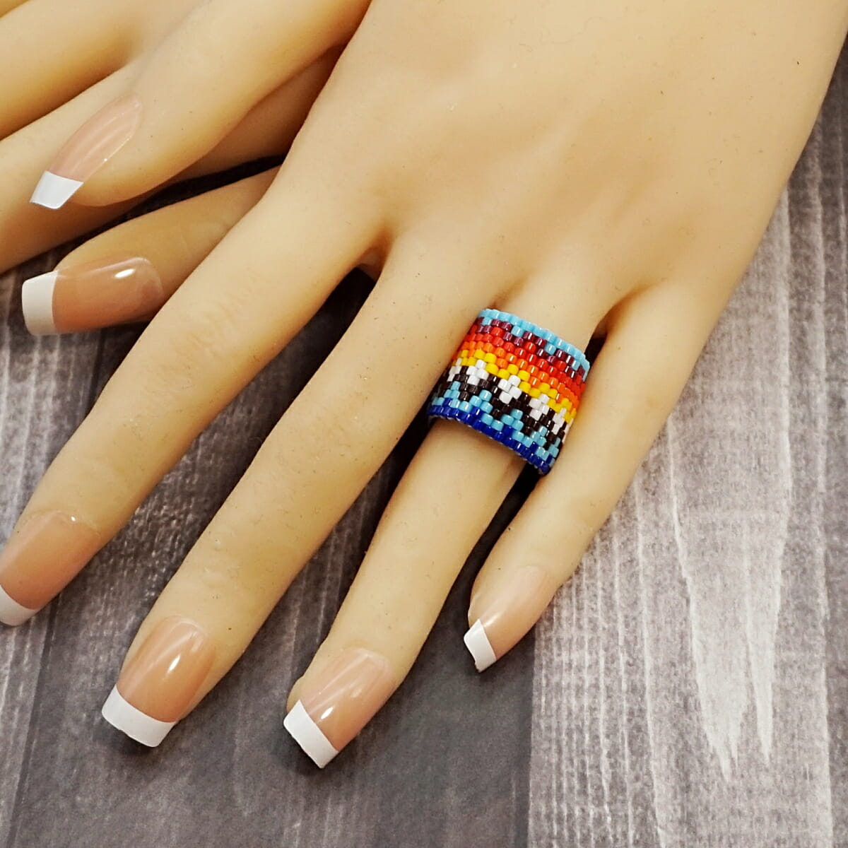 Colorful beaded ring pattern Wide seed bead ring - Crealandia