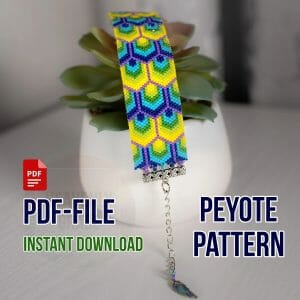 Odd count Peyote pattern bracelet Peacock Tail