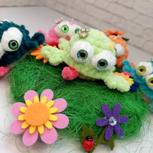 Handmade Marketplace 570 Amigurumi Crochet Pattern , knitted keychain Frog