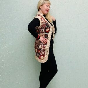Crocheted wool vest with ties