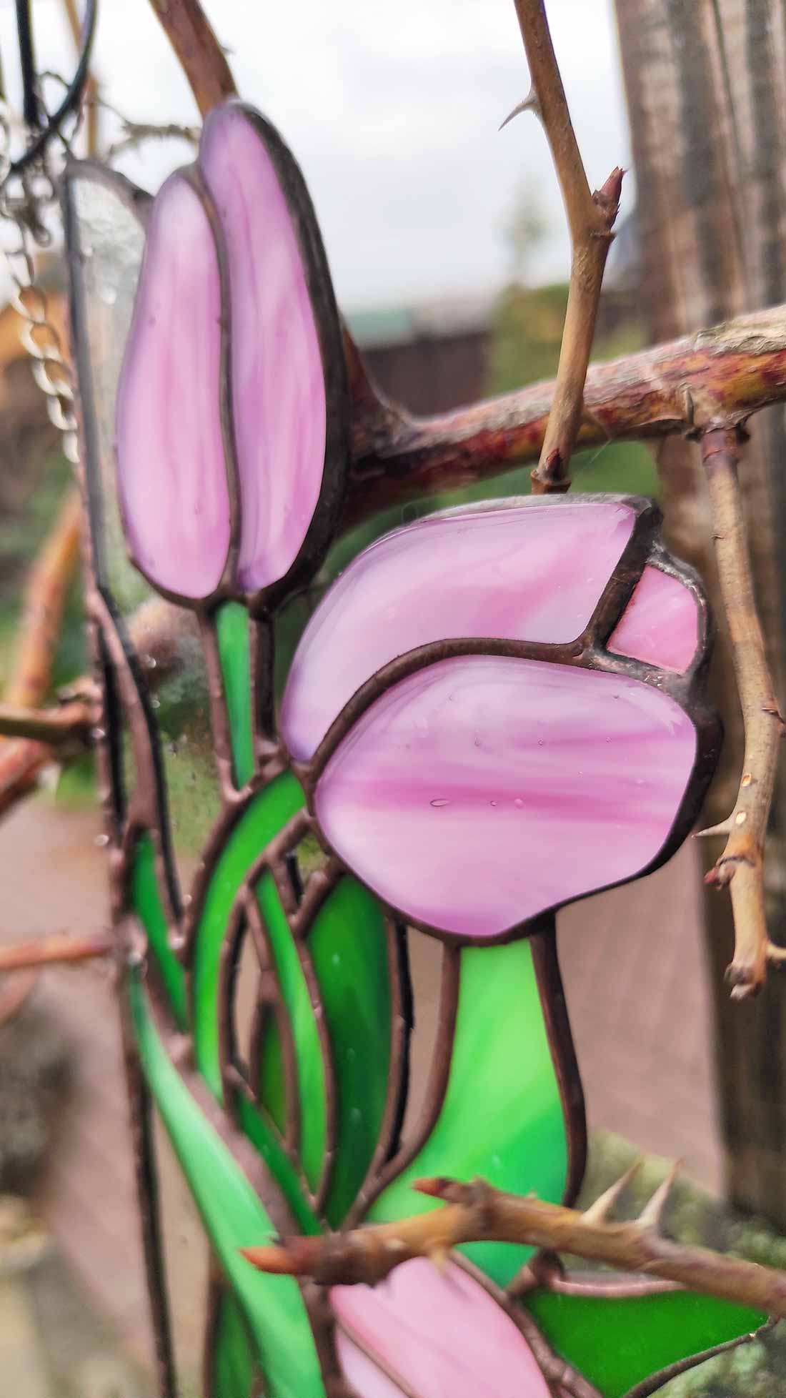 stained glass flowers