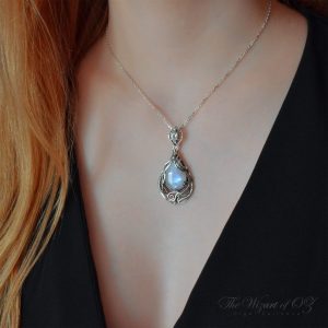 Fantasy moonstone pendant in 925 sterling silver Romantic gift