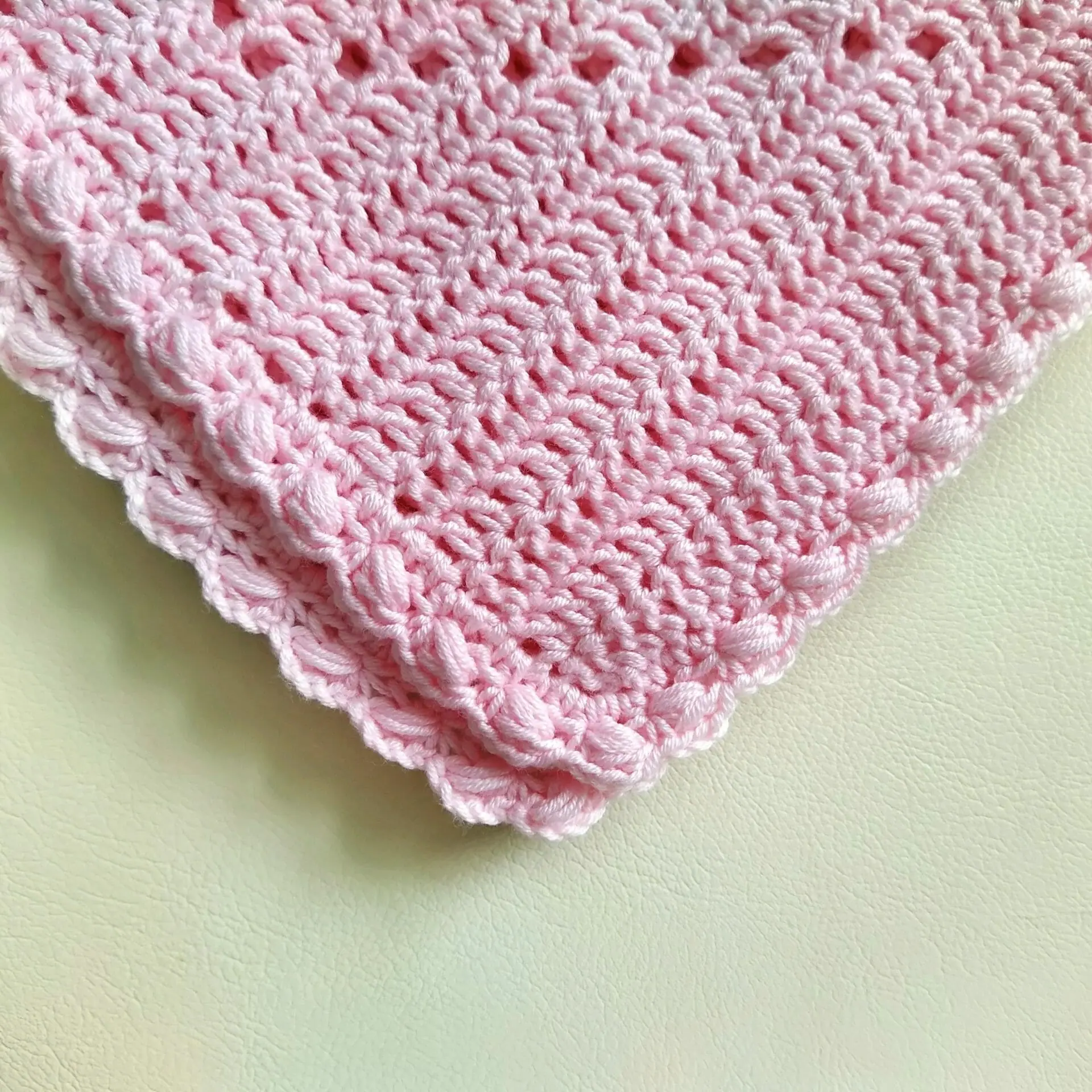 Filet crochet heart blanket pattern easy for baby girl 5 Filet crochet heart blanket pattern easy for baby girl. Crochet blanket established for blanket baby but is easily adjustable to any size. The tutorial contains US and UK crochet terms. You will get PDF file. The listing Includes: • step by step instructions • diagram • playlist with video