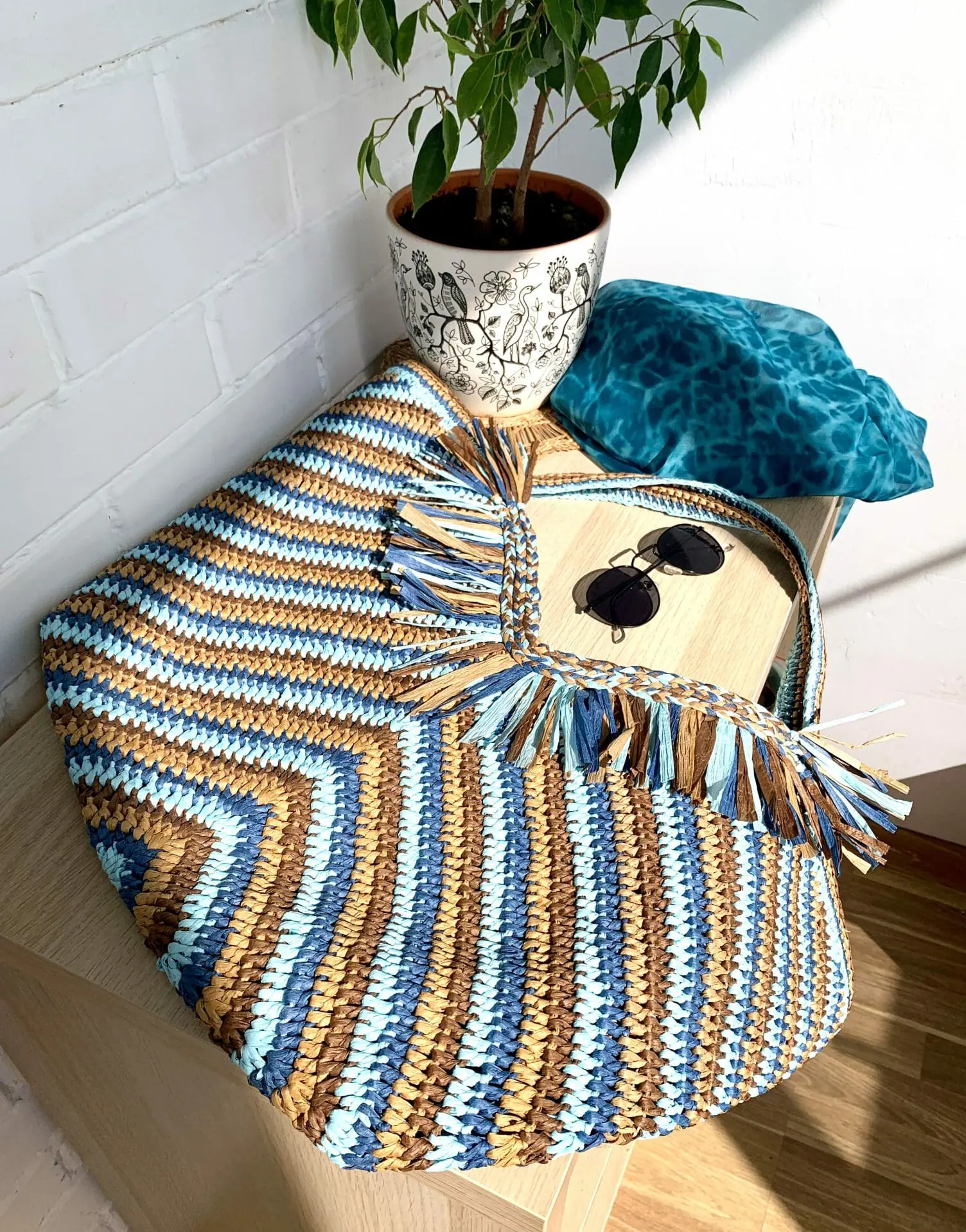 Crochet pattern Raffia Fringe Beach Bag PDF Tutorial - Crealandia