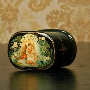 lacquer box