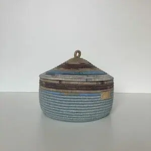 Handmade Marketplace 659 Sky blue Storage Basket with lid 23 cm x 18 cm