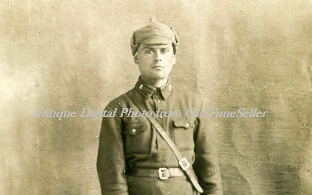 1920s. Vintage Digital Military Photo. Soldier. Instant Download 3 1920s. Vintage Digital Military Photo. Soldier. Instant Download - Image 3