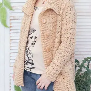 Warm cardigan with front buttons