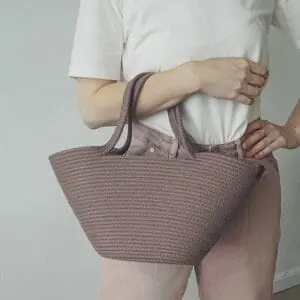 heather cotton rope bag in hand