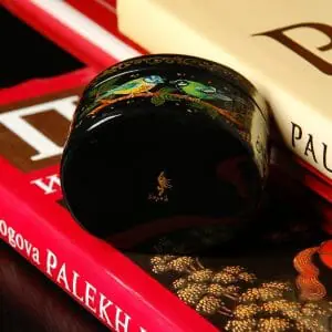 Animals lacquer box small hand-painted wildlife art