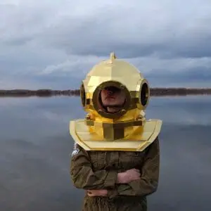 PAPERCRAFT DIVER HELMET 3d pdf template low poly pattern