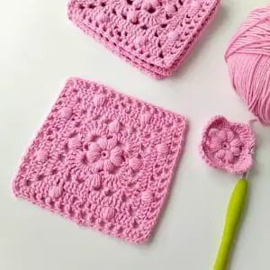 Handmade Marketplace 454 • Crochet granny square pattern • Listing includes: instructions, photos, diagram, video • Yarn: Sport, Baby, DK medium worsted (#2, #3) • Crochet hook: C/2 – E/4 (US) / 2.5 – 3.5 mm • Tutorial contains US and UK crocheting terms • Level: Intermediate