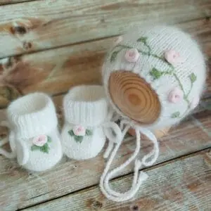 A set of delicate fluffy angora, with delicate embroide