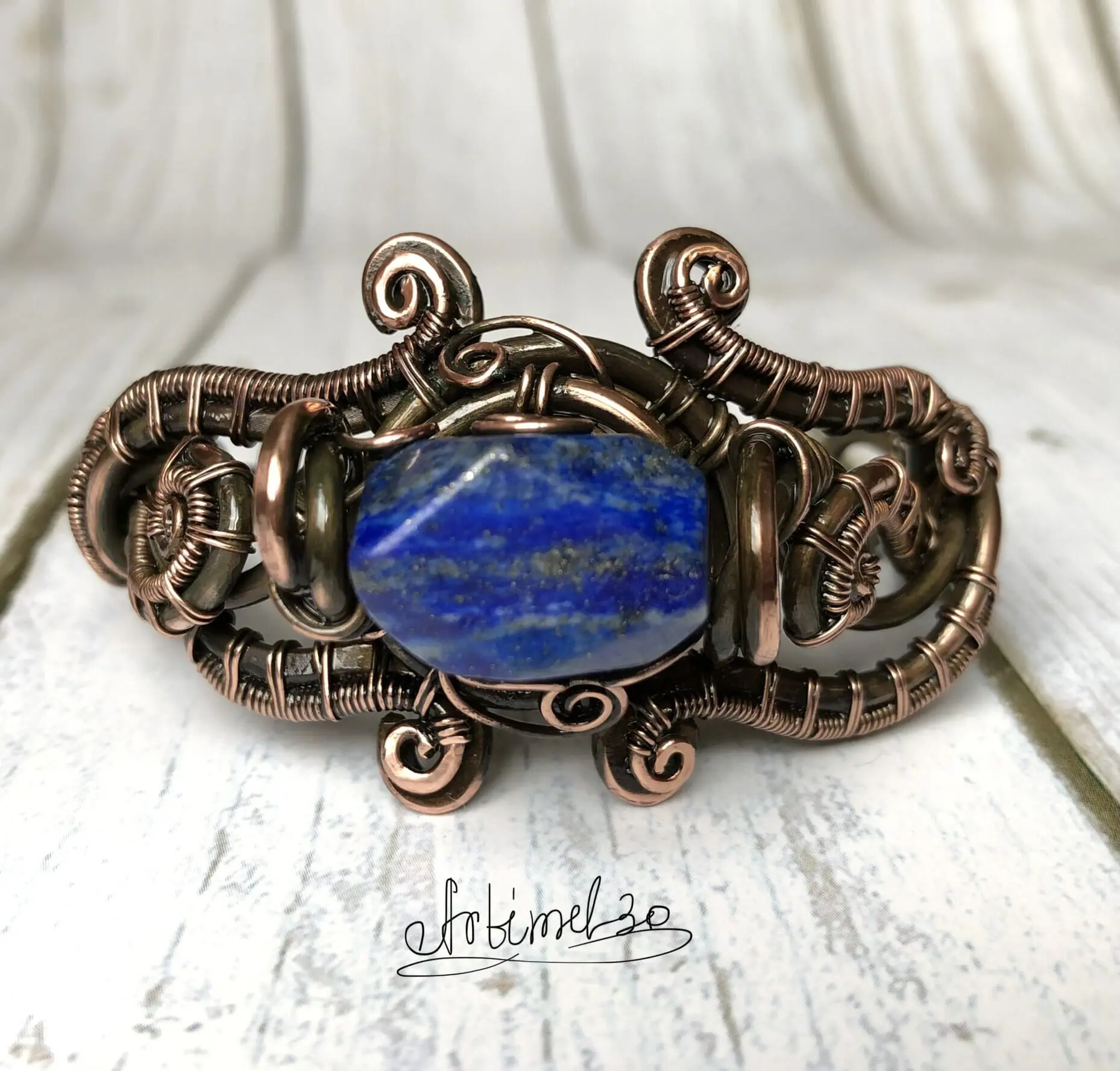 lapis lazuli stone bracelet.jpg