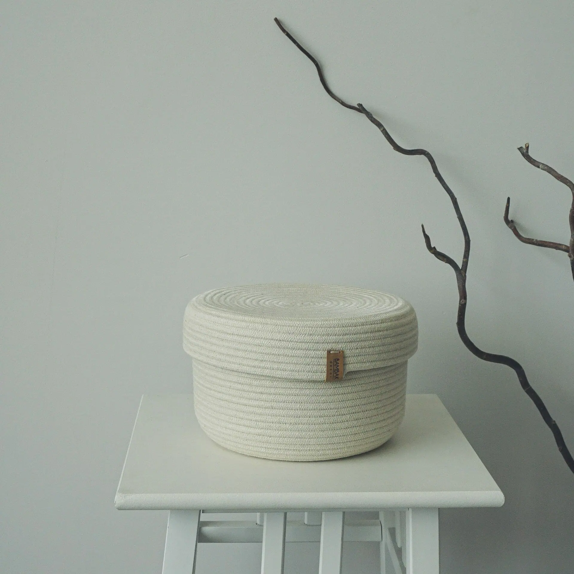 white rope basket with classic lid