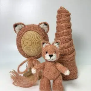 Newborn photo prop fox set: toy fox, matching bonnet, wrap
