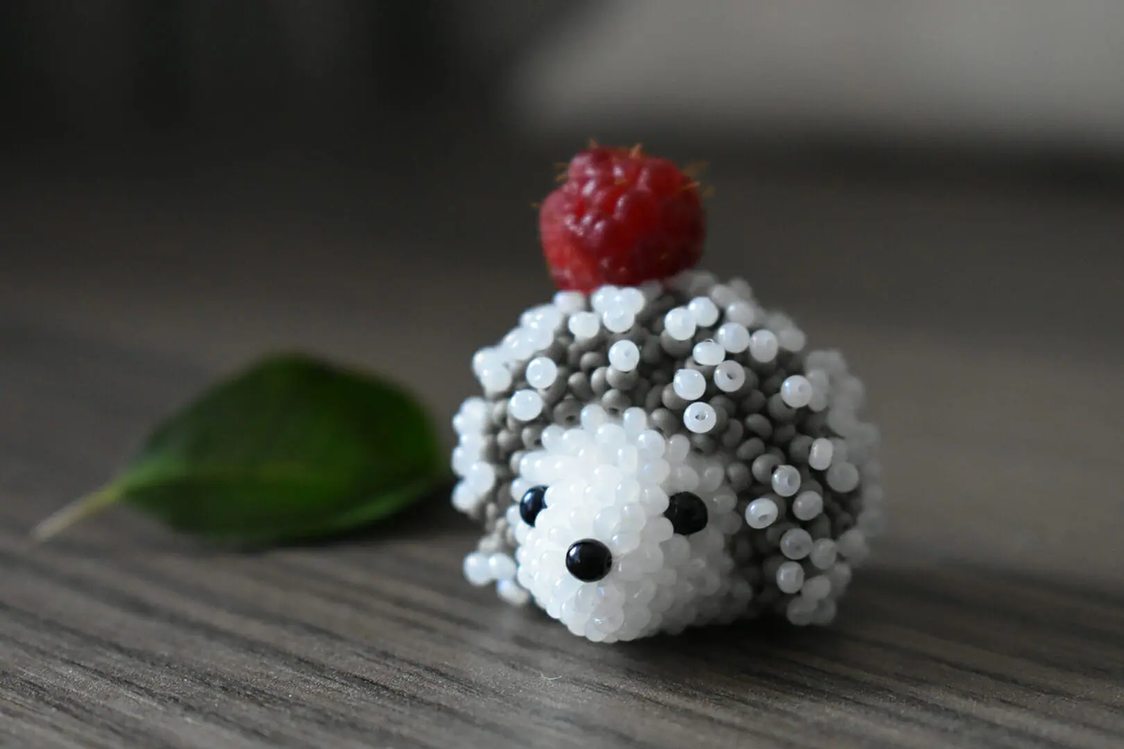 3d beading, hedgehog tutorial, easy beaded animal 5 3d beading, hedgehog tutorial, easy beaded animal - Image 5