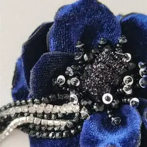 Handmade velvet flower brooch, women’s beaded brooch