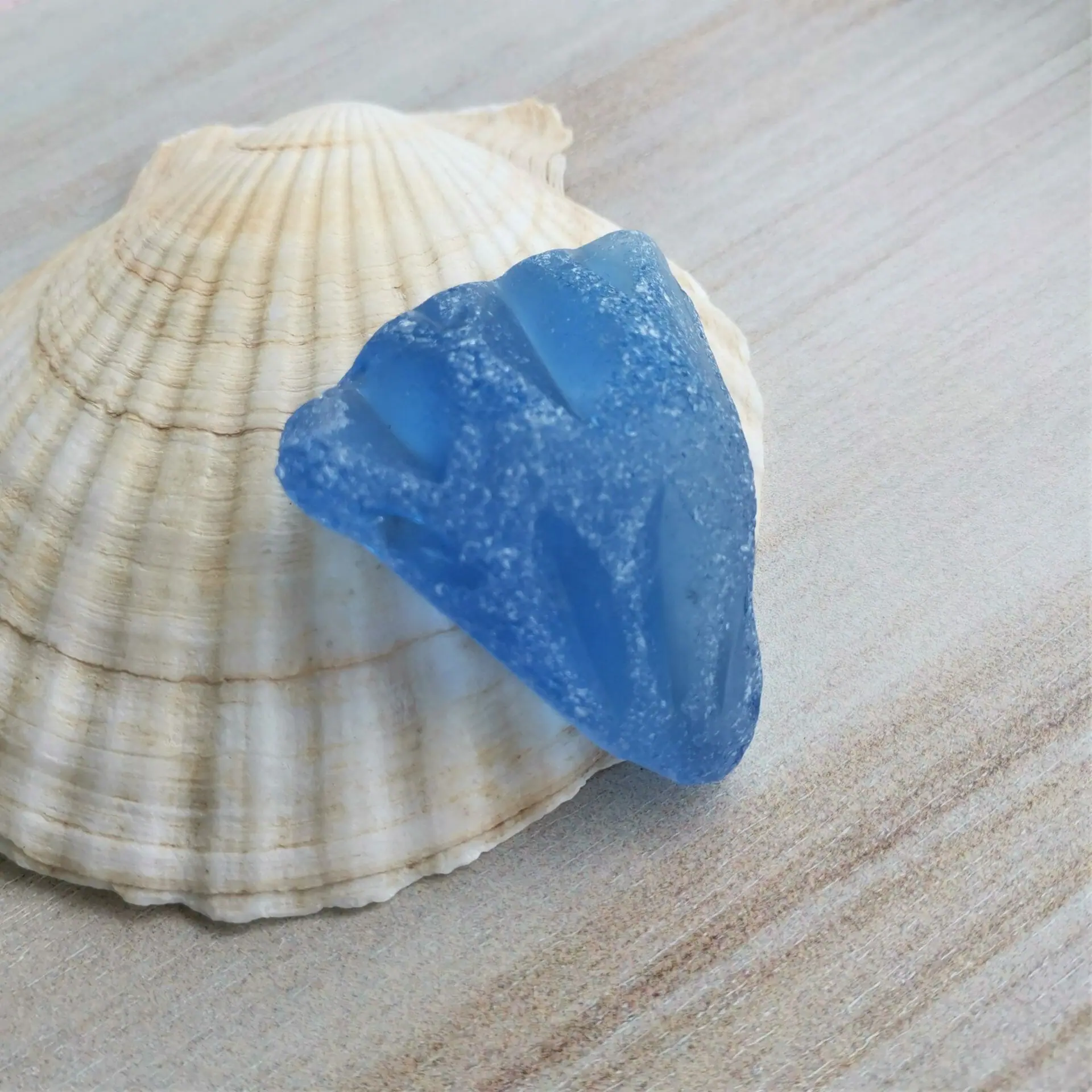 Blue sea glass B102
