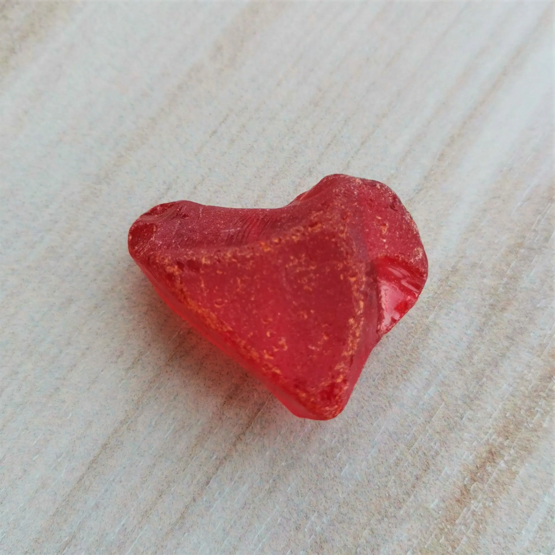 Red sea glass heart K51