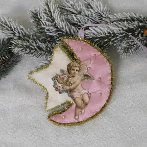 Decorations for the Christmas tree ( d - 12cm)