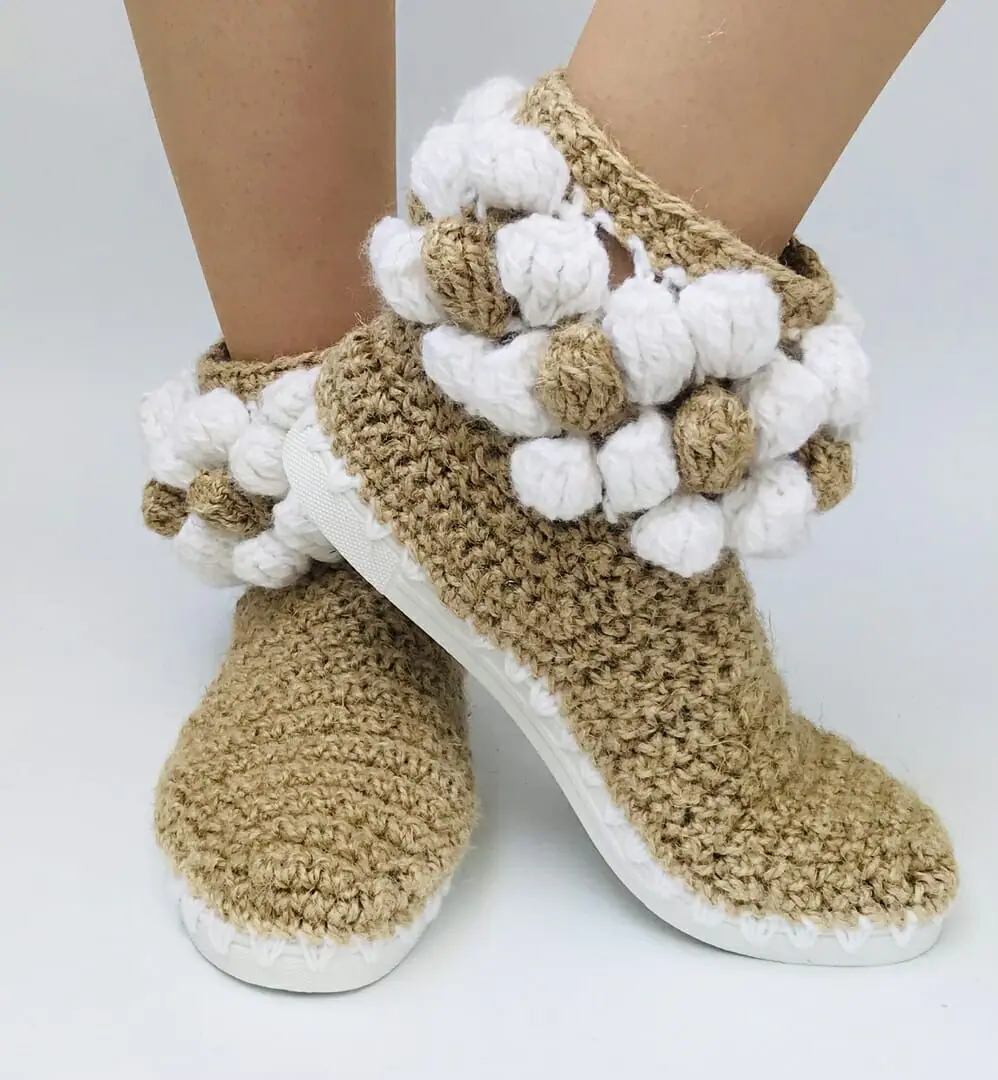 Knitted jute boots with rubber soles
