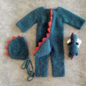 newborn photo outfit dragon toy