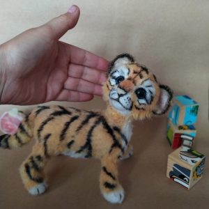 Handmade Marketplace 853 miniature knitted tiger cub amigurumi toy