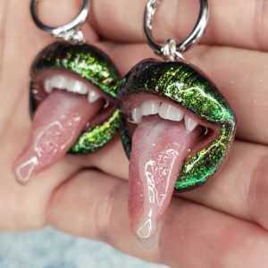 Green shimmery vampire Lips dangle earrings, stainless steel