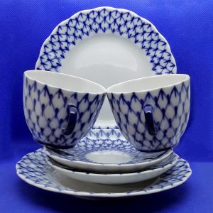 Set 2 pcs Coffee Cup & Saucer and Dessert plates. Cup LFZ