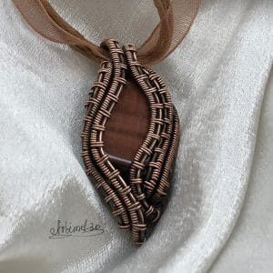 Bull's eye natural stone Wire wrapped pendant