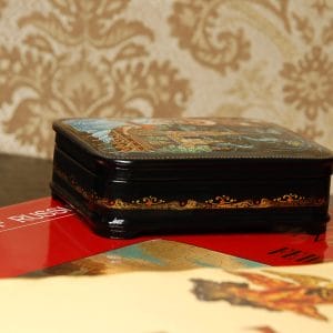 St Petersburg beauty lacquer box painted Russian art