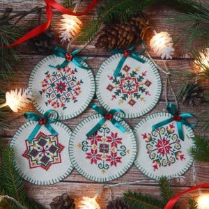 Christmas_cross_stitch_pattern
