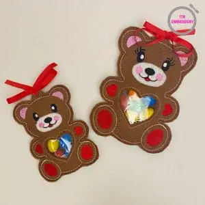 valentine-bear-peekaboo-treat-bag-machine-embroidery-design