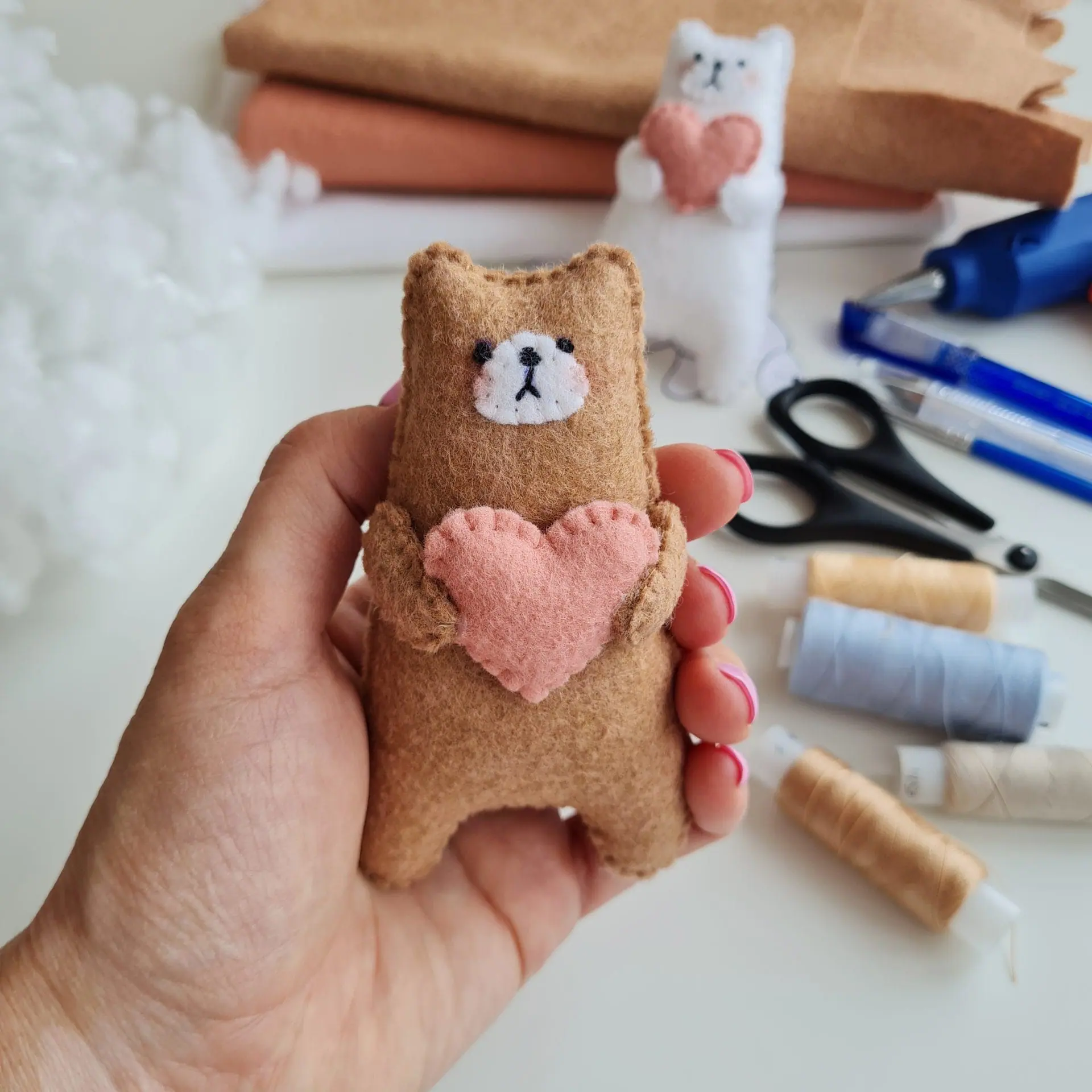 free pattern bear with heart