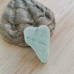 Sea glass heart C16