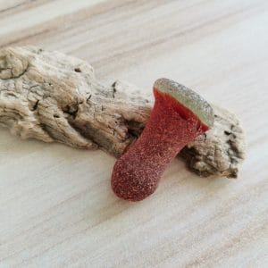 Red sea glass KR31