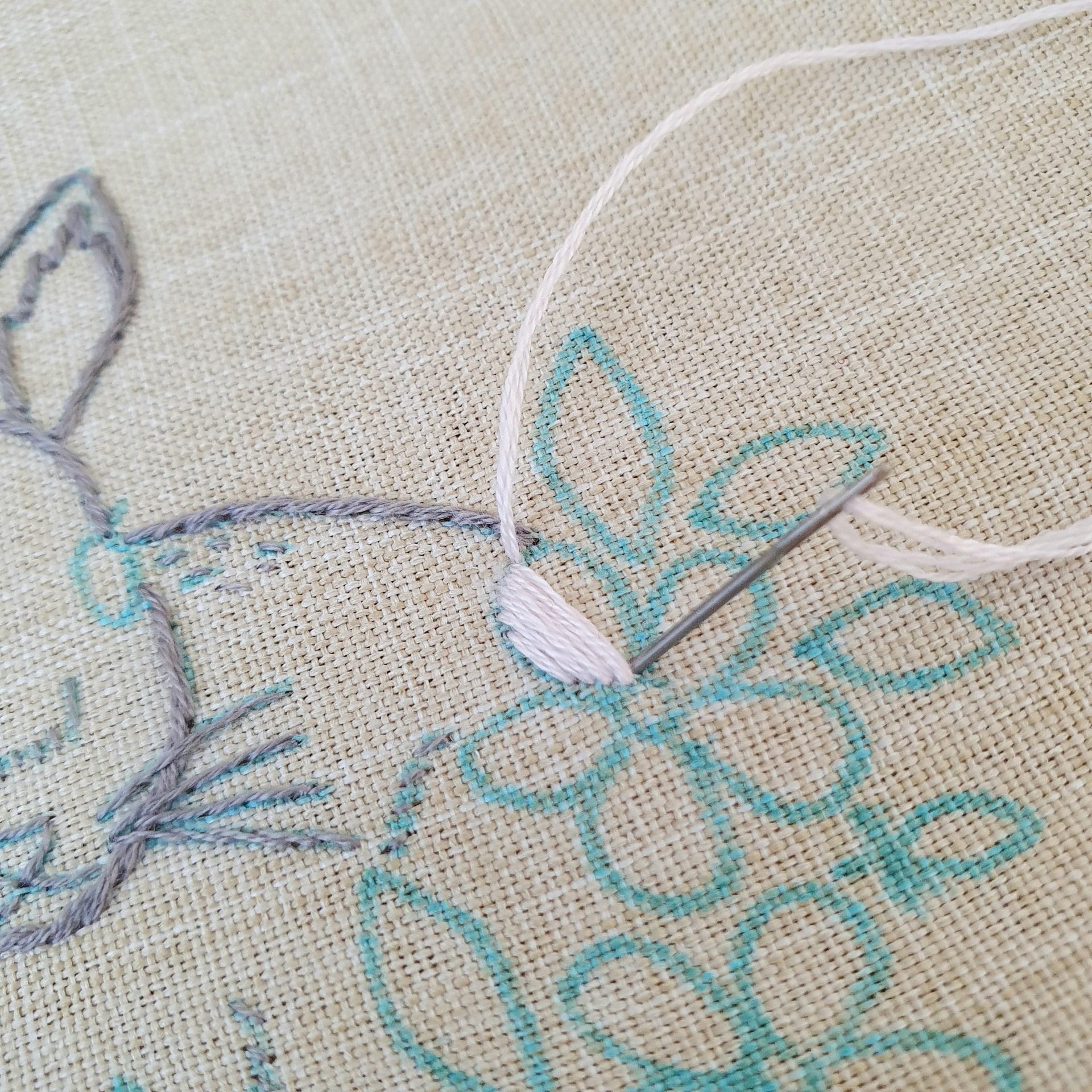 Easter bunny pattern, Easy embroidery digital, Rabbit Easter 4 Easter bunny pattern, Easy embroidery digital