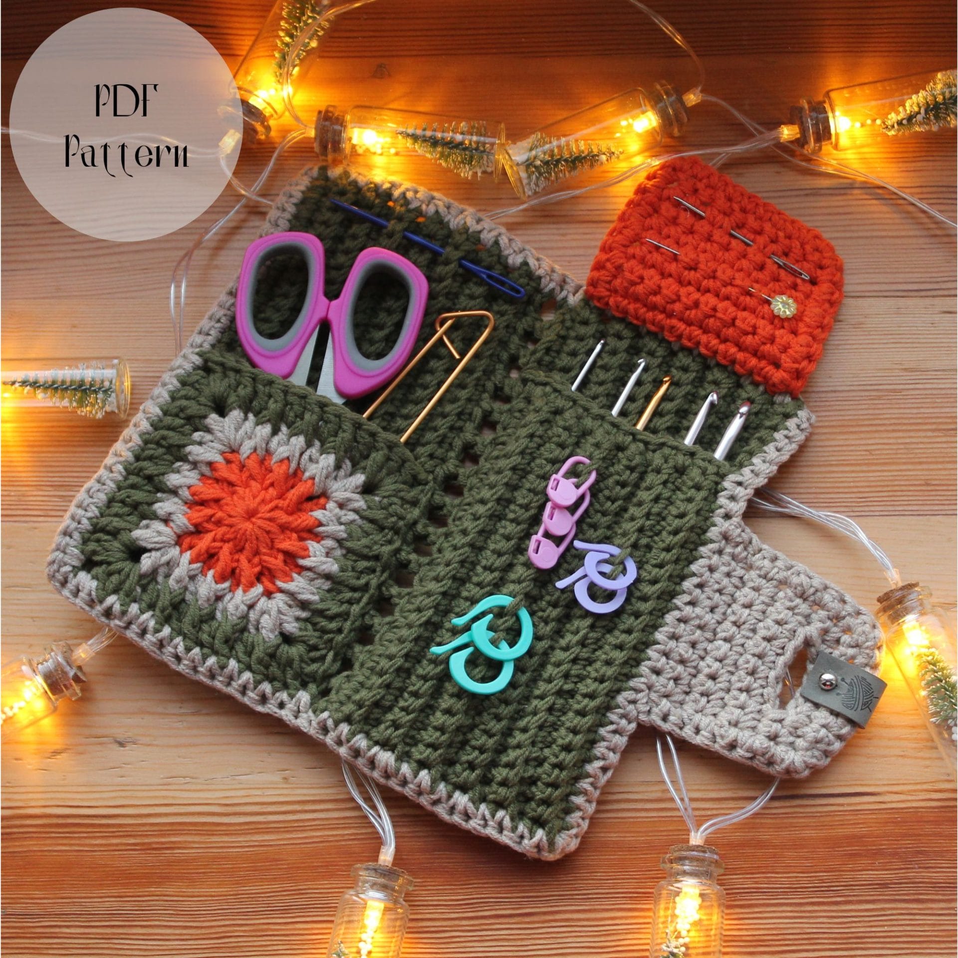 Crochet pattern hook case, holder - Crealandia