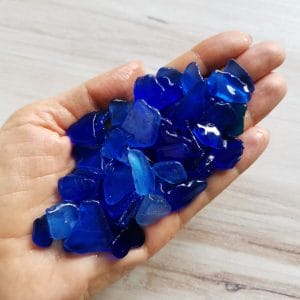 Blue sea glass chips bulk 100g B120